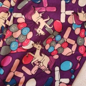 OS lularoe birthday leggings